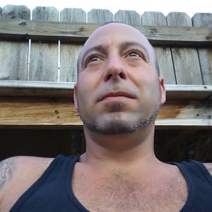 Meet your Posher, Dennis